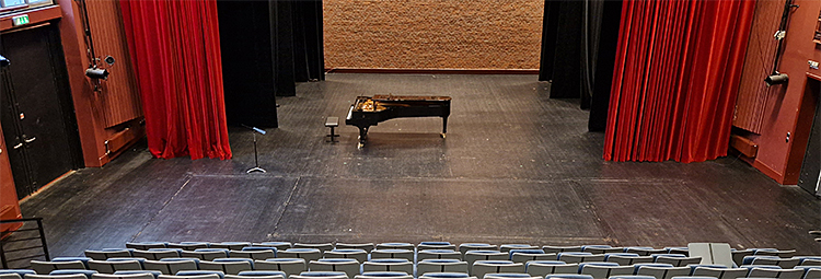 Hugoteatern, Operahögskolan